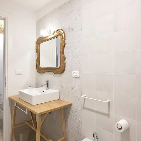 Dimore Deluxe By Salento Affitti * Casarano